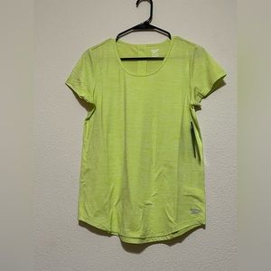 NWT-Small Reebok Slim T- shirt